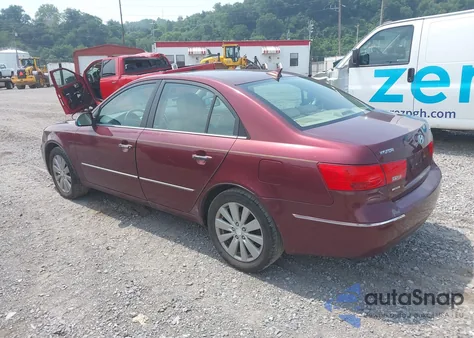 2009 Hyundai Sonata Limited z USA, uszkodzony, nr VIN 5NPEU46C09H548406